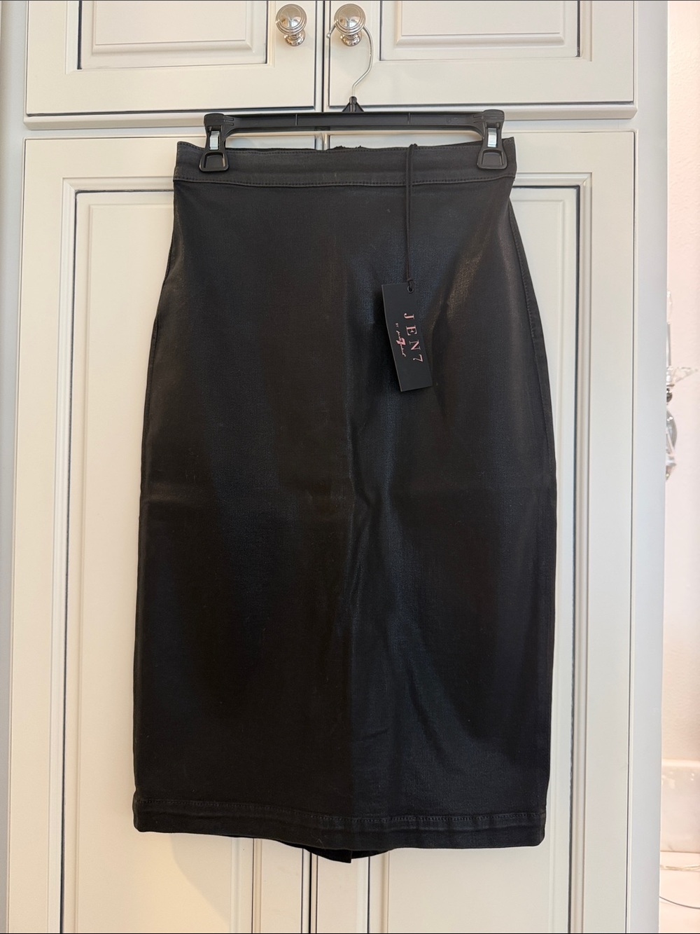 Jen 7 by 7 for all Mankind- Black Pencil Skirt — Sleek High-Rise Fit NWT